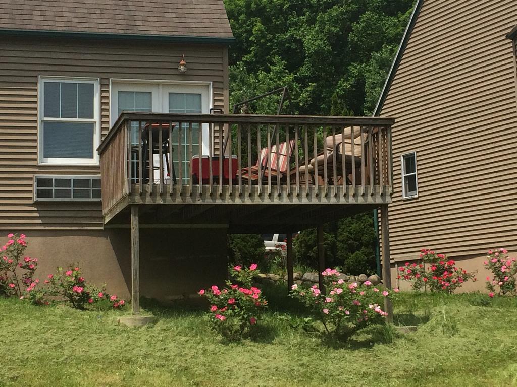Spruce Hill Inn & Cottages Mansfield Eksteriør billede