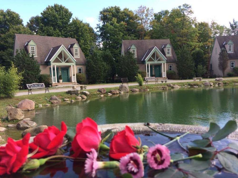Spruce Hill Inn & Cottages Mansfield Eksteriør billede